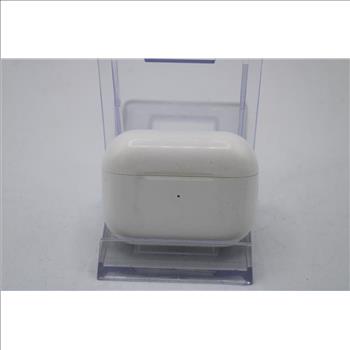 Apple AirPods Pro With Charging Case