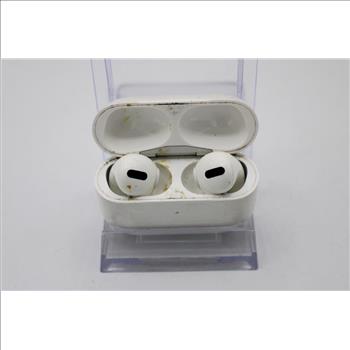 Apple AirPods Pro With Charging Case