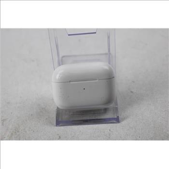 Apple AirPods Pro With Charging Case