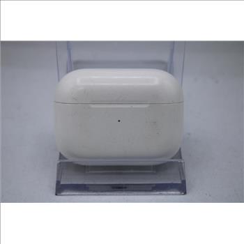 Apple AirPods Pro With Charging Case