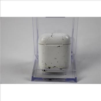 Apple AirPods With Charging Case