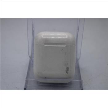 Apple AirPods With Charging Case