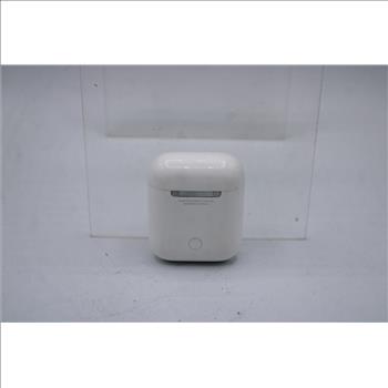 Apple AirPods With Charging Case
