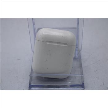 Apple AirPods With Charging Case