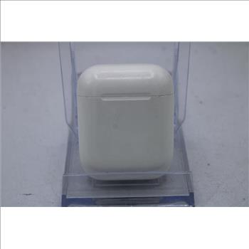 Apple AirPods With Charging Case