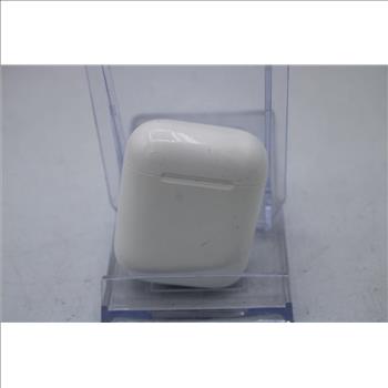 Apple AirPods With Charging Case