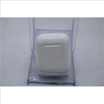 Apple AirPods With Charging Case