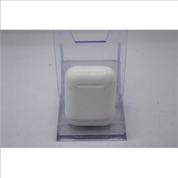 Apple AirPods With Charging Case