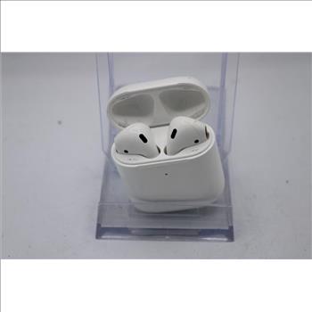 Apple AirPods With Charging Case