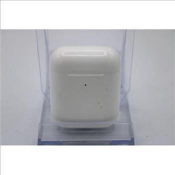 Apple AirPods With Charging Case