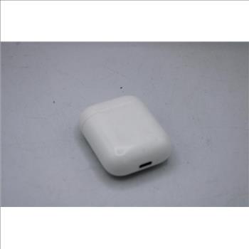 Apple AirPods With Charging Case