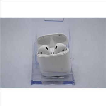 Apple AirPods With Charging Case