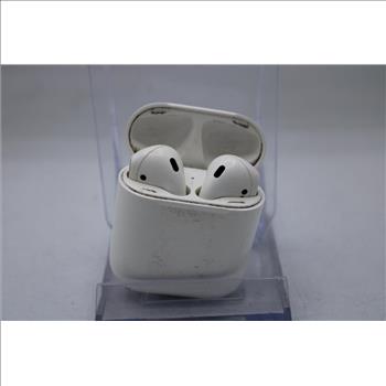 Apple AirPods With Charging Case