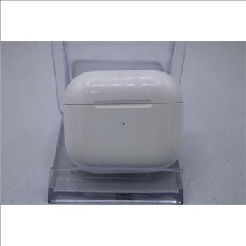 Apple AirPods With Charging Case