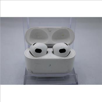Apple AirPods With Charging Case