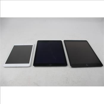 Apple IPad, 3 Pieces Activation Locked, Sold For Parts