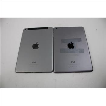 Apple IPad Bulk Lot, 2 Pieces, SOLD FOR PARTS