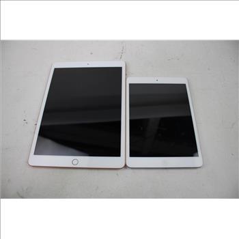 Apple IPad Bulk Lot, 2 Pieces, SOLD FOR PARTS