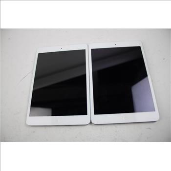Apple IPad Bulk Lot, 2 Pieces, Sold For Parts