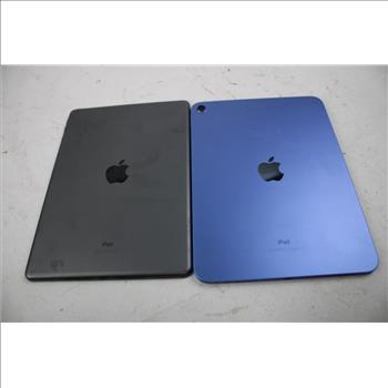Apple IPad Bulk Lot, 2 Pieces, SOLD FOR PARTS