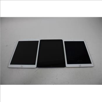 Apple IPad Bulk Lot, 3 Pieces, Sold For Parts