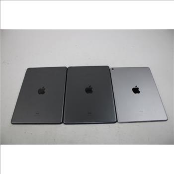 Apple IPad Bulk Lot, 3 Pieces, Sold For Parts