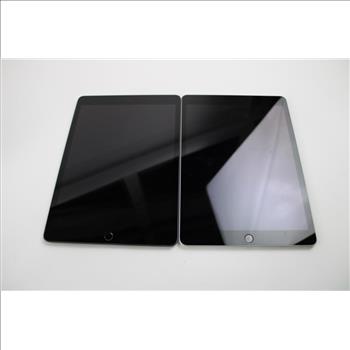 Apple IPads Bulk Lot, 2 Pieces, SOLD FOR PARTS