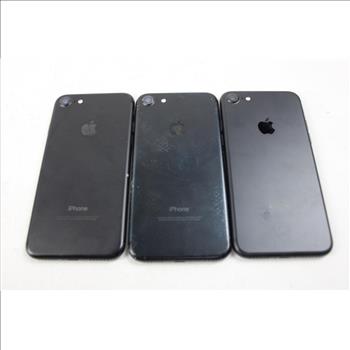 Apple IPhone 7 Lot, 3 Pieces