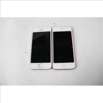 Apple IPhone And IPod, 2 Pieces, Sold For Parts
