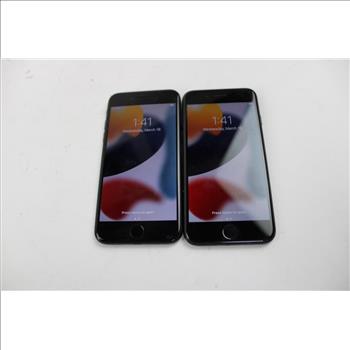 Apple IPhone Lot, 2 Pieces