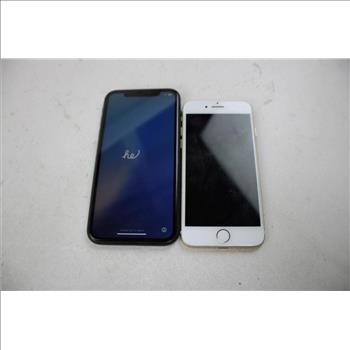 Apple IPhone Lot, 2 Pieces, Sold For Parts