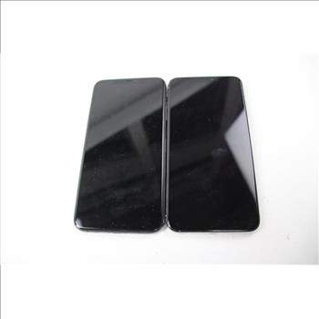 Apple IPhone Lot, 2 Pieces, Sold For Parts