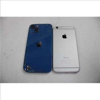 Apple IPhone Lot, 2 Pieces, Sold For Parts