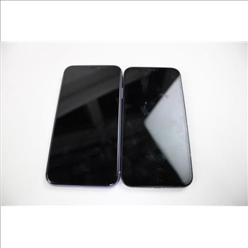 Apple IPhone Lot, 2 Pieces, Sold For Parts