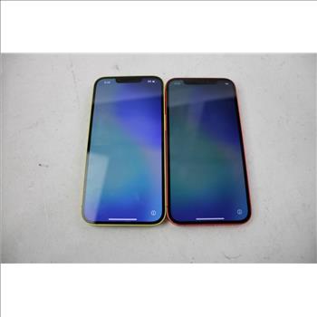 Apple IPhone Lot, 2 Pieces, Sold For Parts