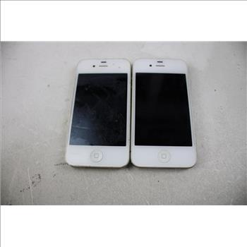Apple IPhone Lot, 2 Pieces, Sold For Parts