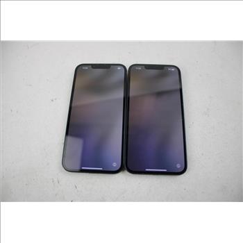 Apple IPhone Lot, 2 Pieces Sold For Parts