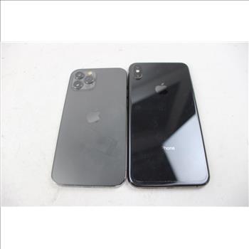 Apple IPhone Lot, 2 Pieces  Sold For Parts