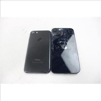 Apple IPhone Lot, 2 Pieces  Sold For Parts