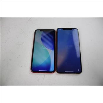 Apple IPhone Lot, 2 Pieces, Sold For Parts