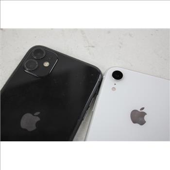 Apple IPhone Lot, 2 Pieces  Sold For Parts
