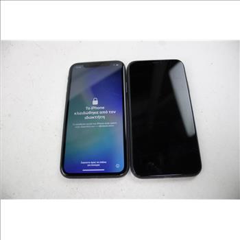 Apple IPhone Lot, 2 Pieces, Sold For Parts