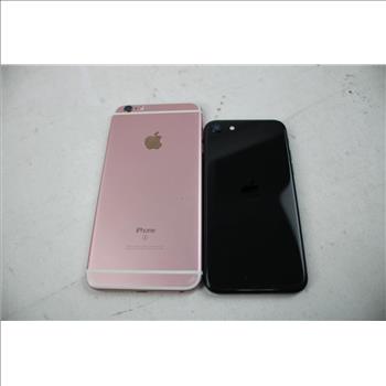 Apple IPhone Lot, 2 Pieces, Sold For Parts