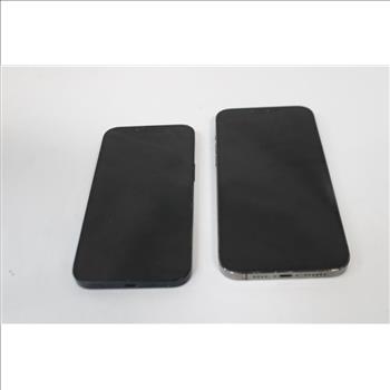 Apple IPhone Lot 2 Pieces Sold For Parts