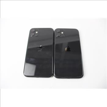 Apple IPhone Lot, 2 Pieces, Sold For Parts