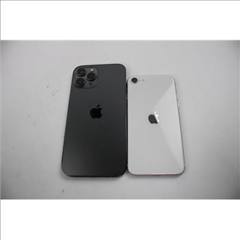 Apple IPhone Lot, 2 Pieces  Sold For Parts