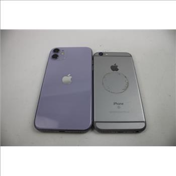 Apple IPhone Lot, 2 Pieces  Sold For Parts