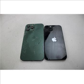 Apple IPhone Lot, 2 Pieces  Sold For Parts