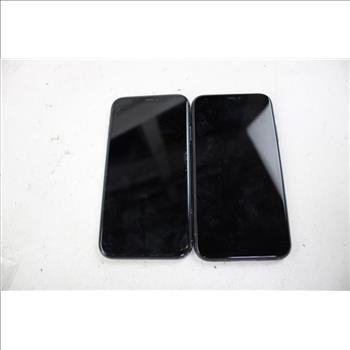 Apple IPhone Lot, 2 Pieces  Sold For Parts