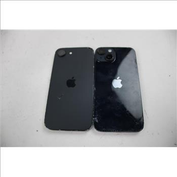 Apple IPhone Lot, 2 Pieces, Sold For Parts